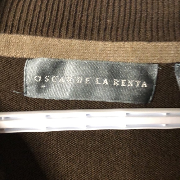 Oscar de la renta 1/2 zip pull over large - Picture 5 of 6